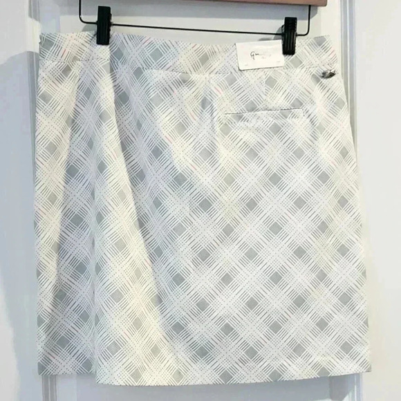 NWT Greg Norman Golf/Tennis Skort - 10 - Picture 3 of 6